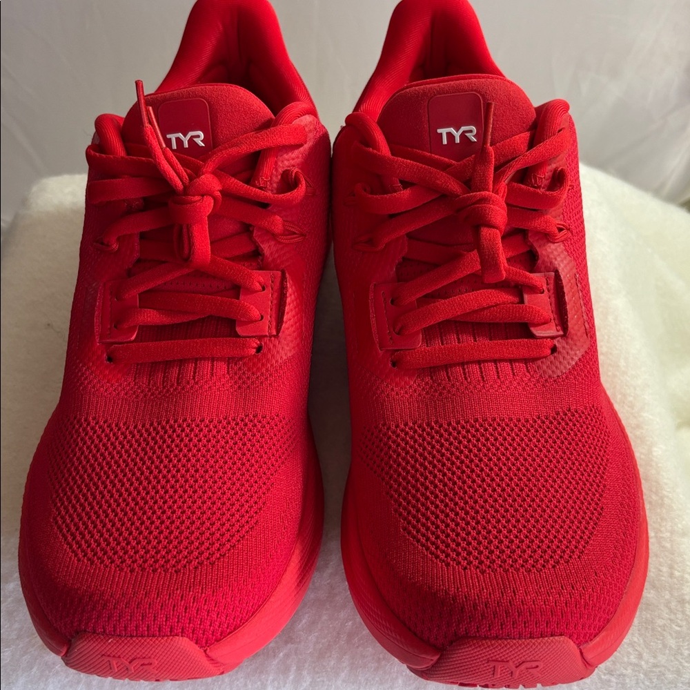TYR TECHKNIT RNR-1 Red Lace-Up Running Shoes/Sneakers Sz 10.5 M